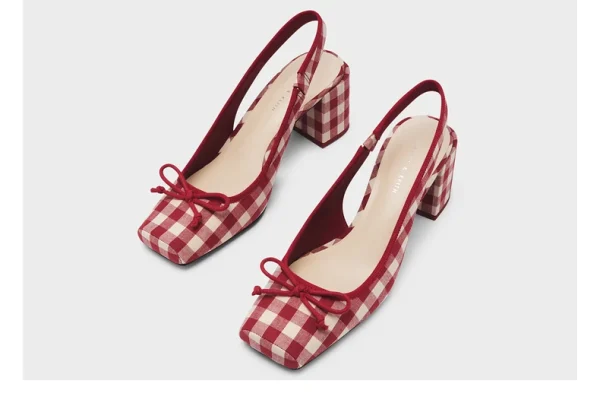 Chaussures ouvertes à carreaux vichy rouge et blanc